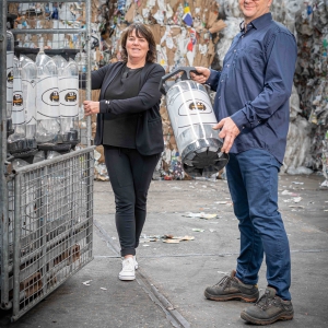 Aad en Anja van Amsing Recycling doen het nog steeds niet voor het geld