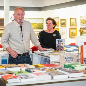 Theo en Julia openden 50 jaar geleden Het Open Boek 